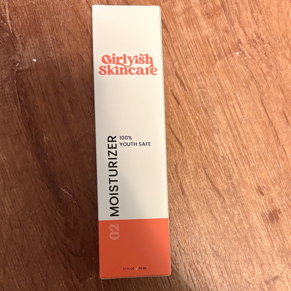 NWT Girlyish Skincare Moisturizer 100% Youth Safe 1.7 Oz